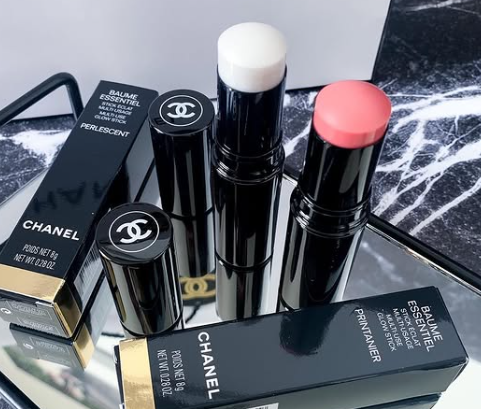 Chanel Baume Essential Multi-Use Glow Stick