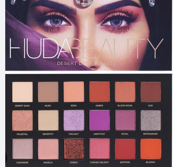 Huda Beauty eyeshadow palette