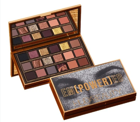 Huda Beauty eyeshadow palette