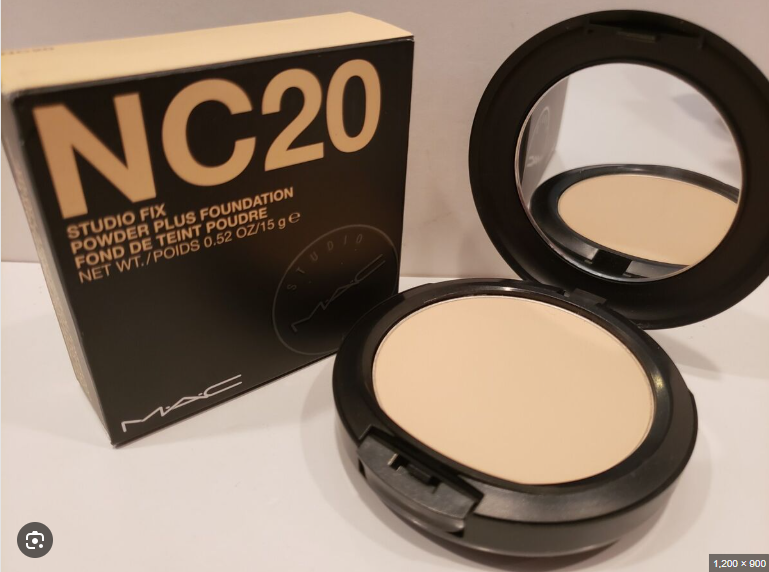 Mac Studio Fix Powder Plus Foundation Full Coverage Matte Finish NC20/NC25/NC30 0.52 Oz