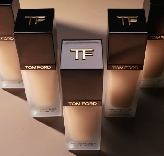 TOM FORD ARCHITECTURE SOFT MATTE BLURRING FOUNDATION