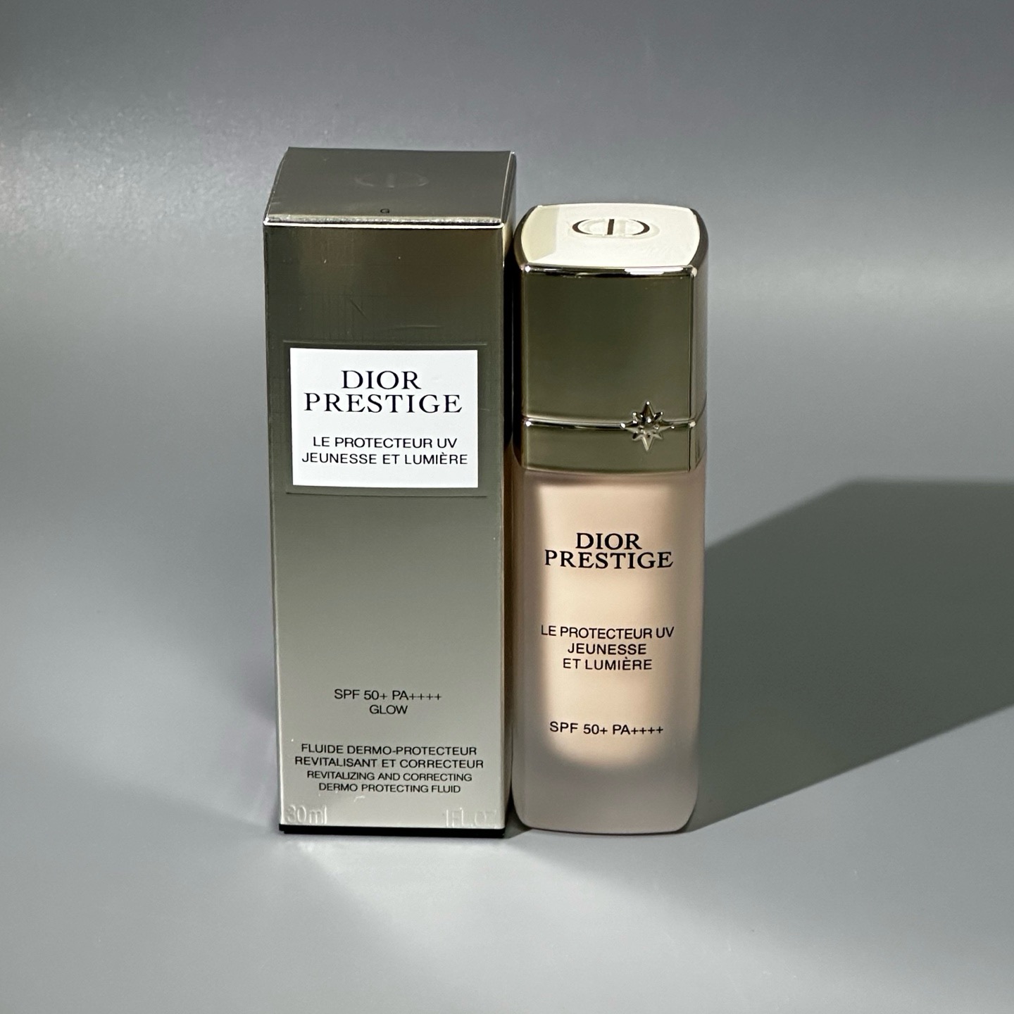 DIOR Prestige White Le Protecteur UV Lumiere Sheer Glow 30ml SPF50+ PA++++ -