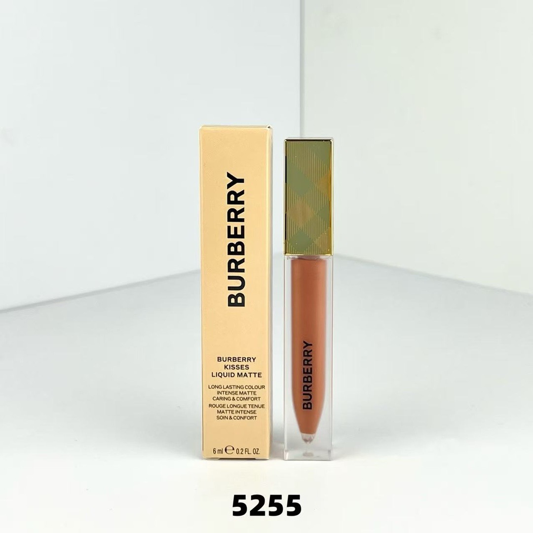 BURBERRY KISSES LIQUID MATTE