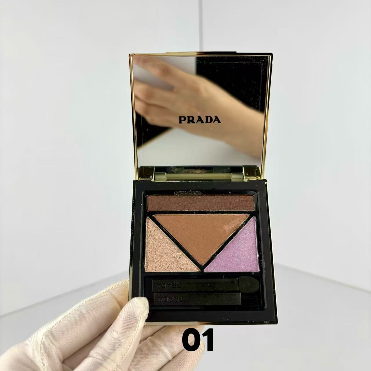 Dimensions Durable Multi-Effect Eyeshadow Palette