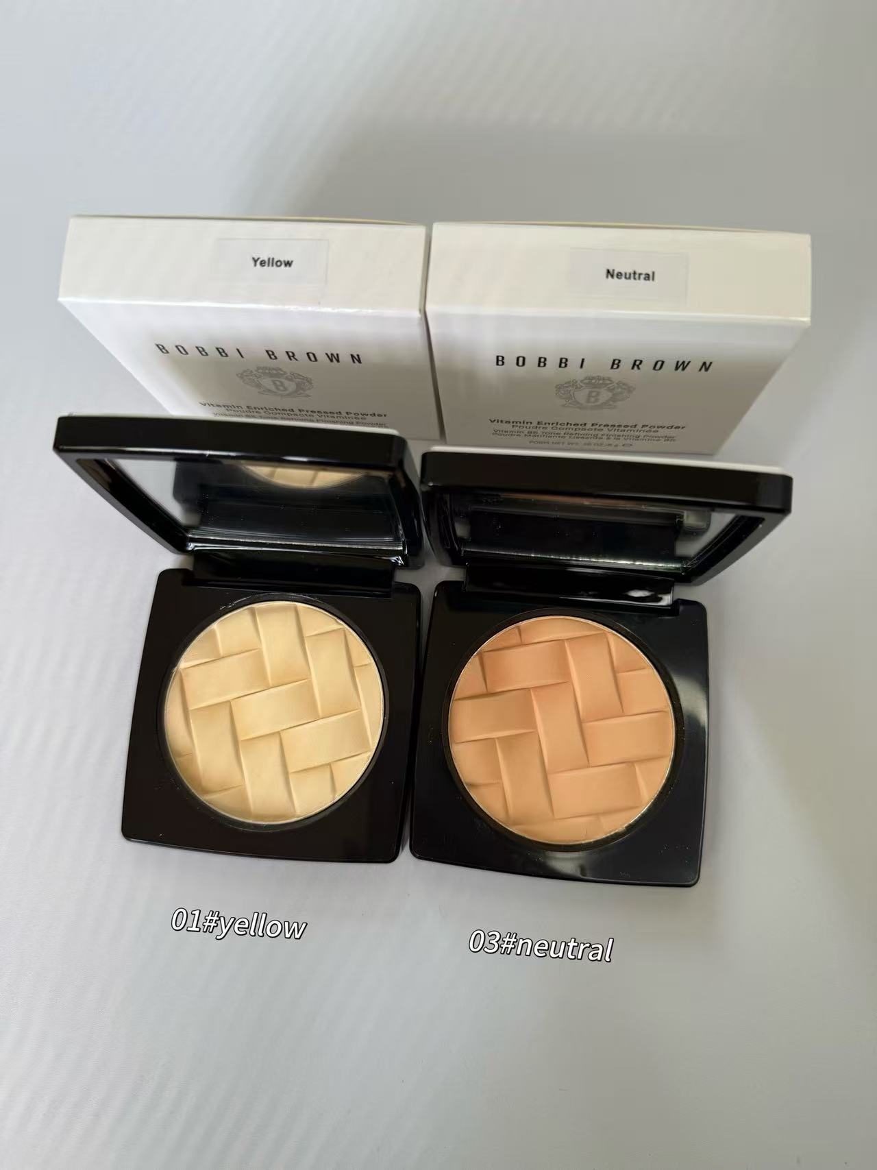 BOBBI BROWN Vitamin Enriched Pressed Powder