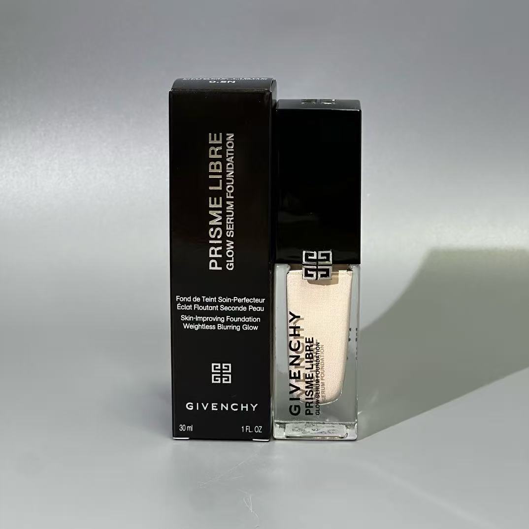 Prisme Libre Glow Serum Blurring Foundation with Natural Finish - Givenchy 30ml